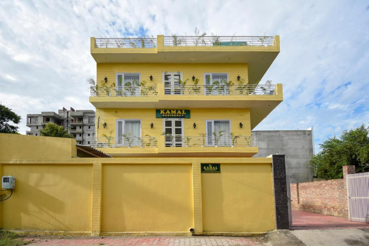 Отель Oyo 75460 Sky High Residency Лудхиана Экстерьер фото